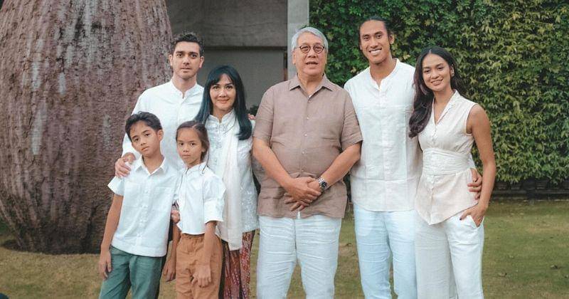 Instagram.com/gelaelized